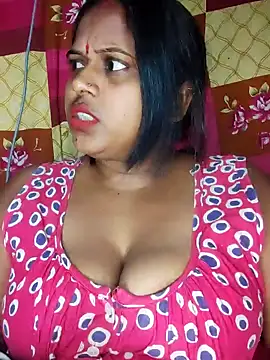 Hot-Show2 online show from November 2025 04:11:01 PM