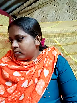 Hot-Show2 online show from February 2026 01:55:02 PM