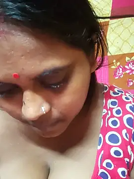 Hot-Show2 online show from October 2025 09:51:01 AM