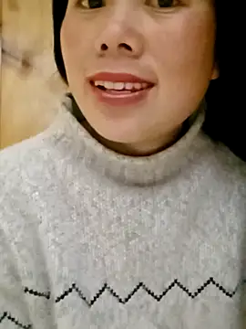 LyyChac online show from November 2025 10:10:02 PM