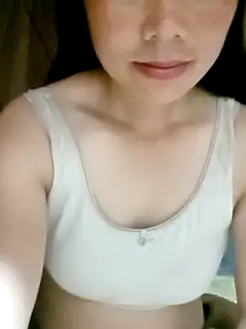 LyyChac online show from September 2025 07:25:02 PM