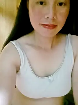 LyyChac online show from September 2025 01:44:02 PM