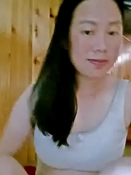LyyChac online show from September 2025 05:54:01 AM