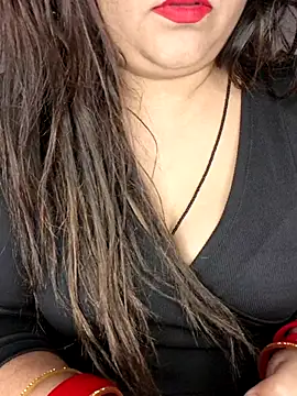 indian-hotmilfs online show from April 2026 08:37:02 PM