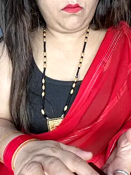 indian-hotmilfs online show from April 2026 08:04:01 PM