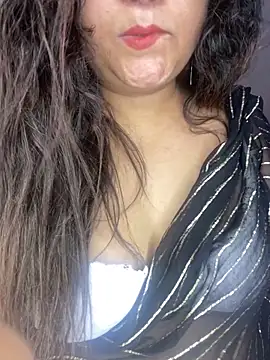 Snapshot of indian-hotmilfs chatting on June 2026 11:37:01 AM indian-hotmilfs online show from June 2026 11:37:01 AM