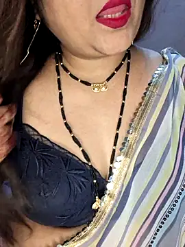 Snapshot of indian-hotmilfs chatting on October 2025 06:09:02 PM indian-hotmilfs online show from October 2025 06:09:02 PM