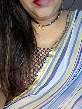 indian-hotmilfs online show from November 2025 07:52:02 PM