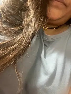 indian-hotmilfs online show from October 2025 01:41:01 PM