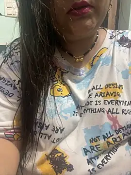 Snapshot of indian-hotmilfs chatting on September 2025 12:34:01 PM indian-hotmilfs online show from September 2025 12:34:01 PM