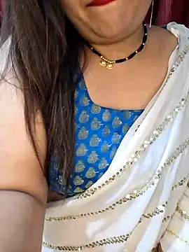 Snapshot of indian-hotmilfs chatting on October 2025 10:22:02 PM indian-hotmilfs online show from October 2025 10:22:02 PM