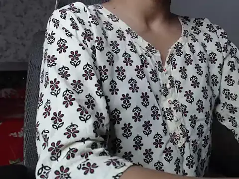 snow white123 online show from October 2025 08:12:01 PM