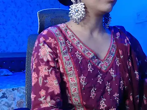 snow white123 online show from December 2025 09:09:02 PM