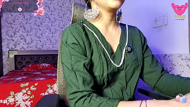 snow white123 online show from April 2026 09:39:33 PM