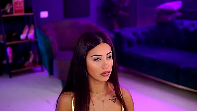 SiennaRuh online show from November 2025 10:42:02 AM