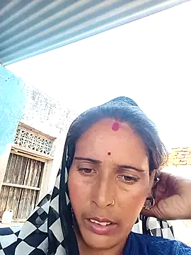 Snapshot of Arti13A chatting on May 2026 09:46:01 AM Arti13A online show from May 2026 09:46:01 AM