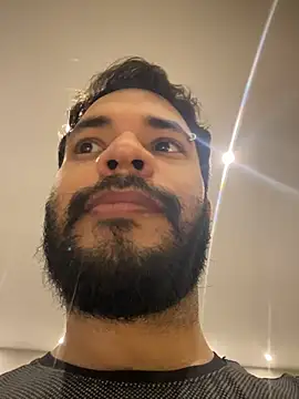 spiderfindom online show from May 2026 08:41:06 PM