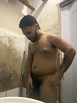 spiderfindom online show from July 2026 11:33:02 PM