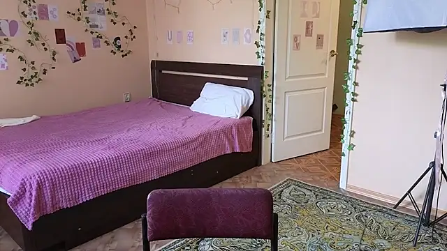 Rosette Pricky online show from May 2026 01:09:02 PM