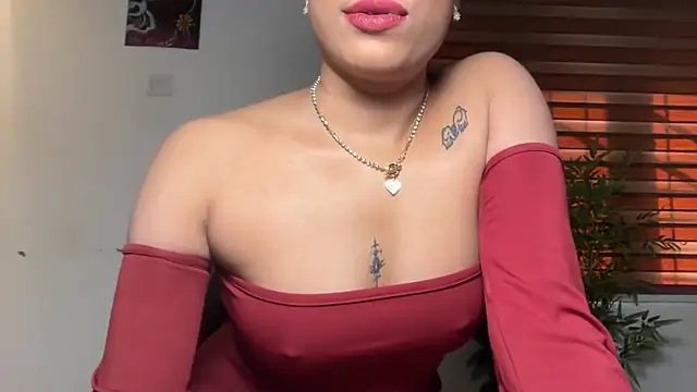 Snapshot of LucytheDevilQueen chatting on July 2026 03:24:01 AM LucytheDevilQueen online show from July 2026 03:24:01 AM