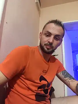 papichulo0099 online show from October 2025 08:42:01 PM