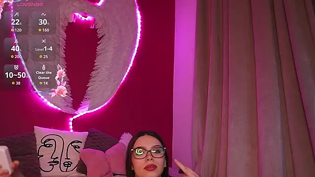 alexxisrae online show from March 2026 04:40:01 AM