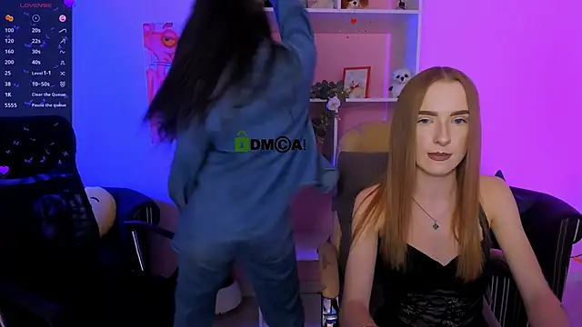 lizzie boom online show from September 2025 07:42:02 PM