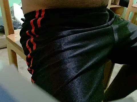 Snapshot of pau888kkkk chatting on October 2025 06:44:01 PM pau888kkkk online show from October 2025 06:44:01 PM