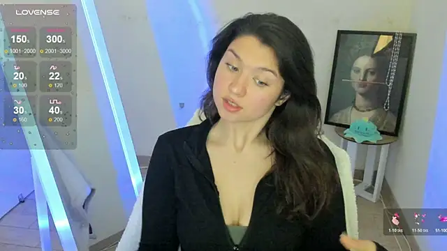 Sandra Curly online show from April 2026 12:45:01 PM