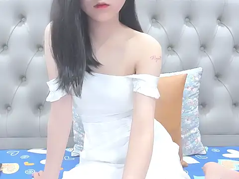 Snapshot of _ly__ chatting on October 2025 09:06:02 AM ly online show from October 2025 09:06:02 AM