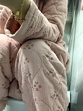 Snapshot of cgooh-611 chatting on November 2025 11:48:02 PM cgooh-611 online show from November 2025 11:48:02 PM