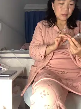 Snapshot of cgooh-611 chatting on November 2025 01:53:01 AM cgooh-611 online show from November 2025 01:53:01 AM