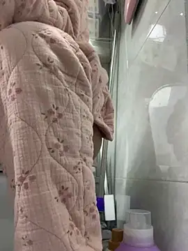 Snapshot of cgooh-611 chatting on November 2025 05:00:02 AM cgooh-611 online show from November 2025 05:00:02 AM