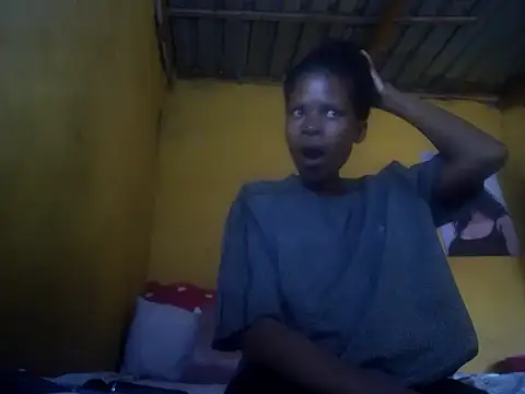 Snapshot of Caramelchick01 chatting on October 2025 05:33:02 AM Caramelchick01 online show from October 2025 05:33:02 AM