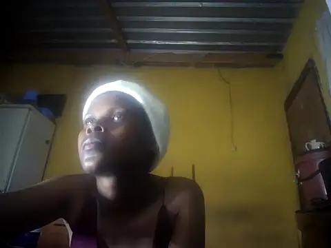 Snapshot of Caramelchick01 chatting on September 2025 05:55:02 PM Caramelchick01 online show from September 2025 05:55:02 PM