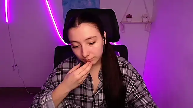 ScarlettVibe  online show from October 2025 05:20:01 AM