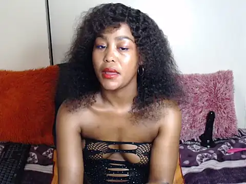 Snapshot of SexySlique chatting on October 2025 02:53:01 AM SexySlique online show from October 2025 02:53:01 AM