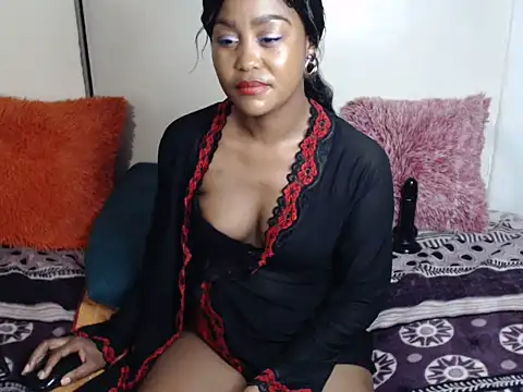 Snapshot of SexySlique chatting on October 2025 02:34:02 AM SexySlique online show from October 2025 02:34:02 AM
