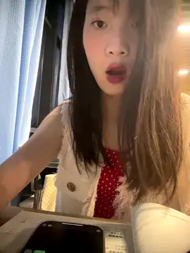 littleqiu online show from September 2025 11:16:02 AM