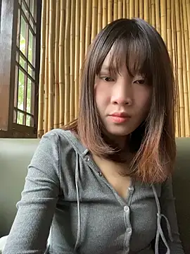 littleqiu online show from April 2026 10:44:02 AM