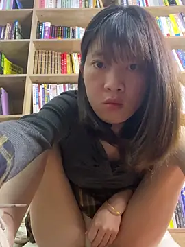 littleqiu online show from April 2026 11:47:01 AM