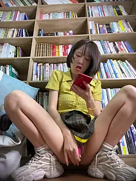 littleqiu online show from June 2026 11:59:01 PM