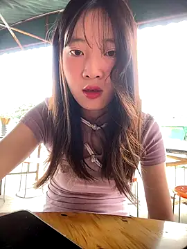 littleqiu online show from October 2025 08:38:02 AM