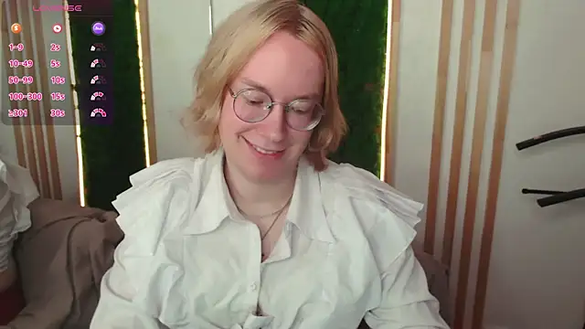 Snapshot of Amanda_Butlerr chatting on June 2026 02:37:02 PM Amanda Butlerr online show from June 2026 02:37:02 PM