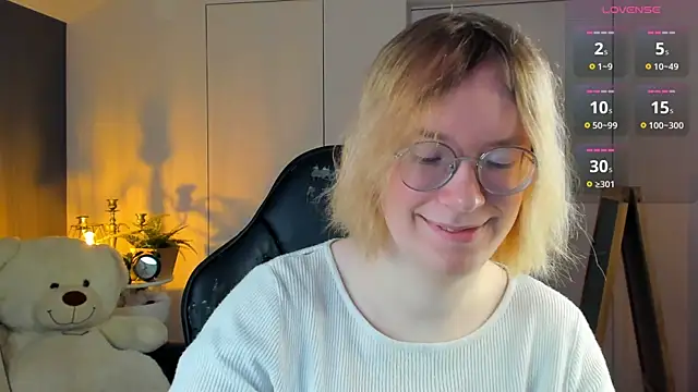 Amanda Butlerr online show from November 2025 09:46:02 AM