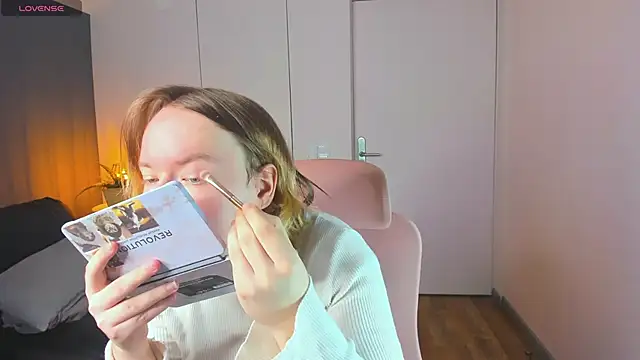 Snapshot of Amanda_Butlerr chatting on April 2026 02:24:01 PM Amanda Butlerr online show from April 2026 02:24:01 PM