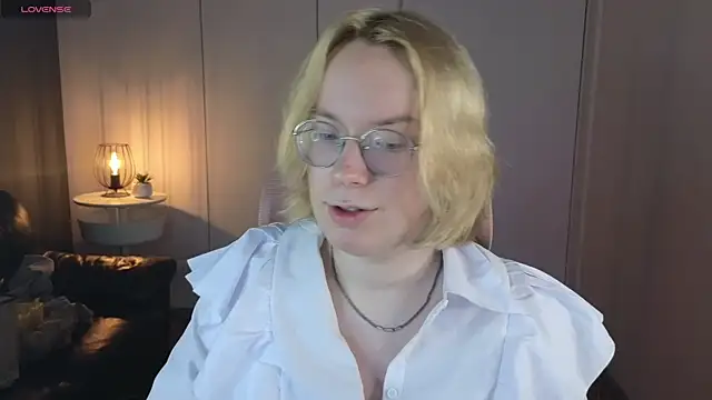Snapshot of Amanda_Butlerr chatting on June 2026 03:29:01 PM Amanda Butlerr online show from June 2026 03:29:01 PM
