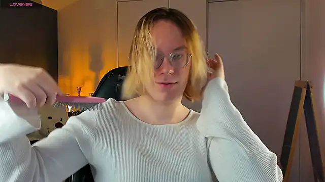 Amanda Butlerr online show from November 2025 10:19:01 AM