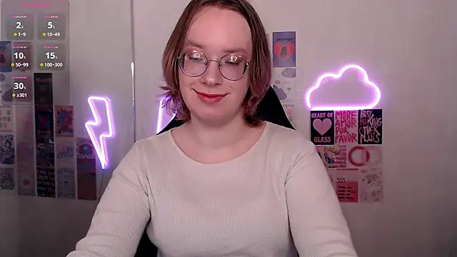 Snapshot of Amanda_Butlerr chatting on May 2026 12:00:02 PM Amanda Butlerr online show from May 2026 12:00:02 PM