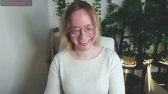 Amanda Butlerr online show from December 2025 09:44:01 AM